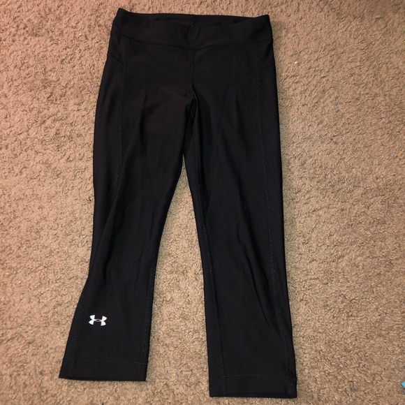 Under Armour Pants - Under armour cropped leggings Under Armour Pants - Under armour cropped leggings